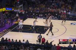 字母哥巅峰对决，东契奇与30激战老鹰分钟，爆冷胜负难料！的简单介绍