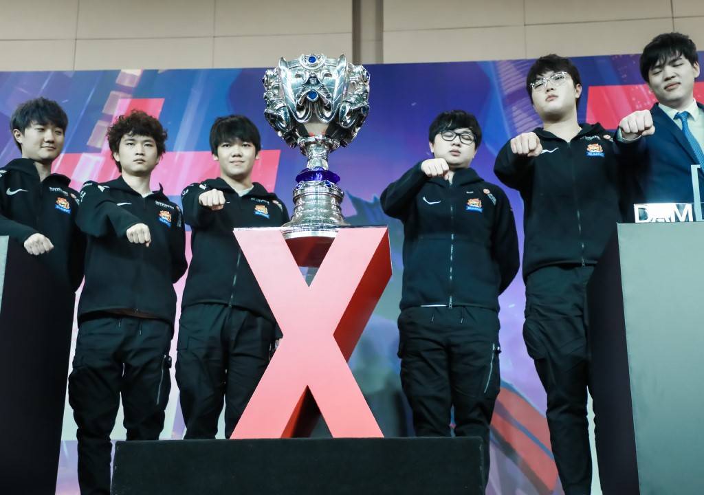 rookie跟scout谁厉害 rookie跟scout谁厉害